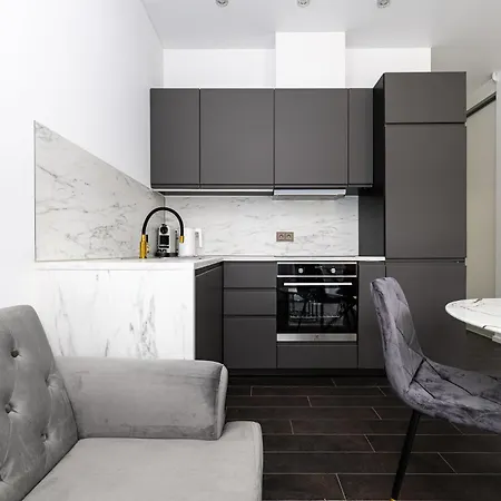 Cohost I 2bd Apt I Terrace I Selfcheck-in Apartment